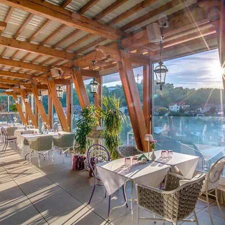 Hotel Simfonia Boutique 4*