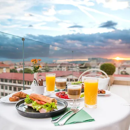 Hotel Simfonia Boutique 4*