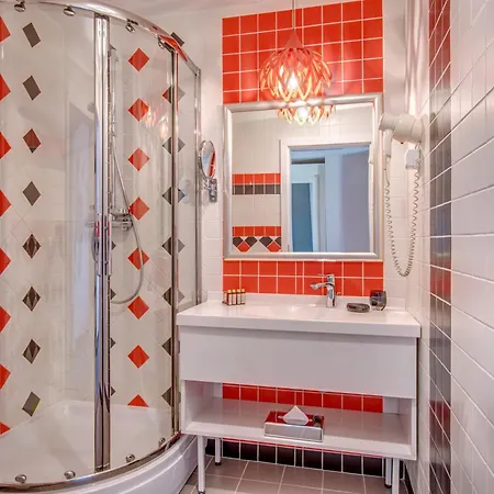 Hotel Simfonia Boutique 4*
